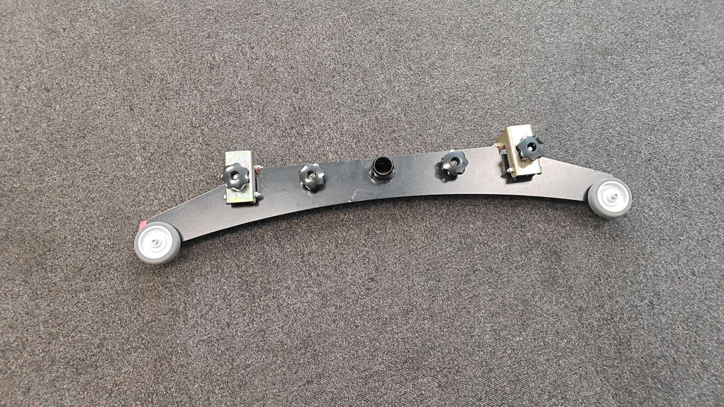 floor scrubber squeegee assembly