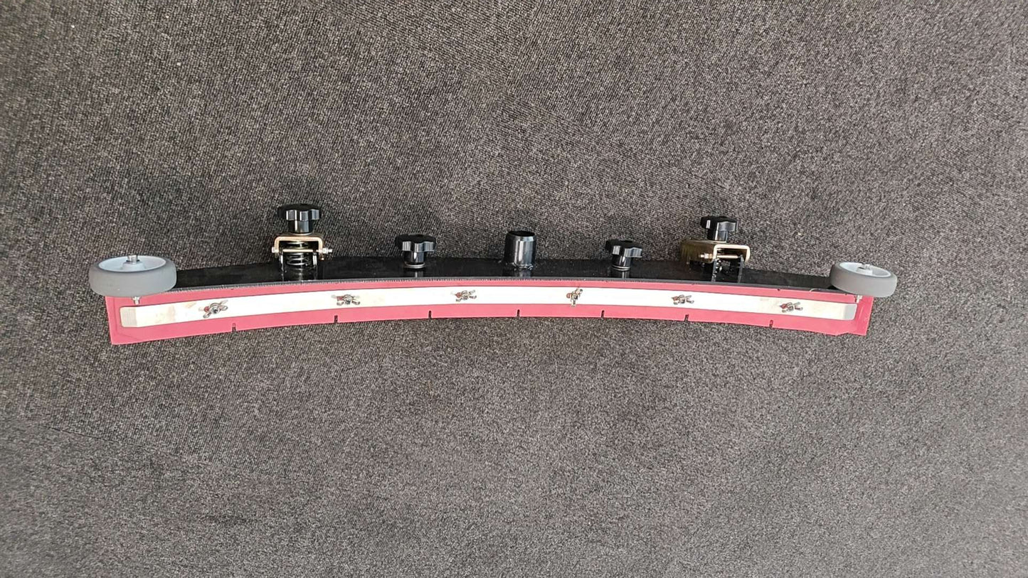 floor scrubber squeegee assembly